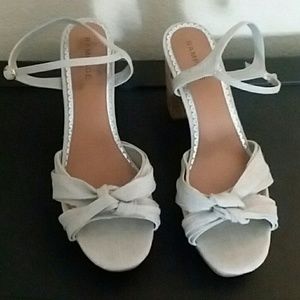 Khaki/silver heels